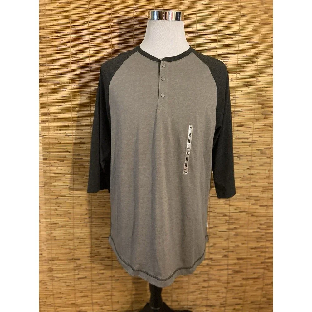 NEW Levi’s Henley Shirt Men’s Size XL 3/4 Sleeve Gray